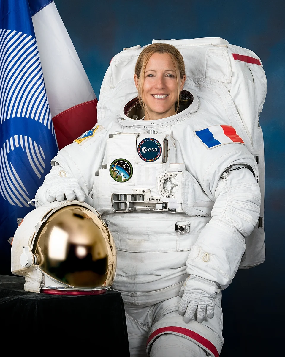 Official_portrait_of_ESA_(European_Space_Agency)_astronaut_Sophie_Adenot_wearing_a_spacesuit_(jsc2025e073892_alt).jpg.webp